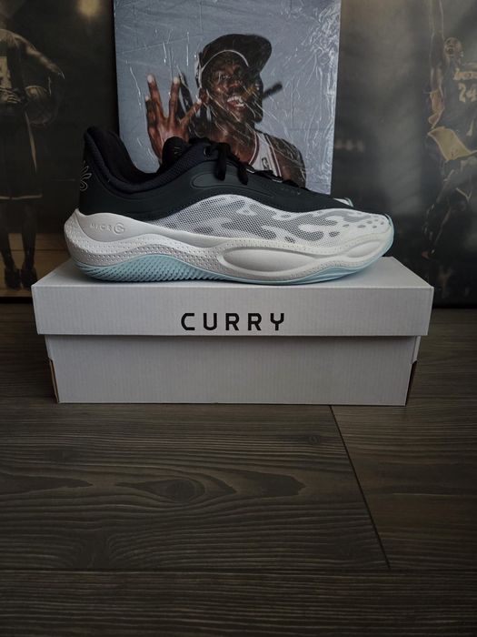 Under Armour Curry Splash 25 roz. 45