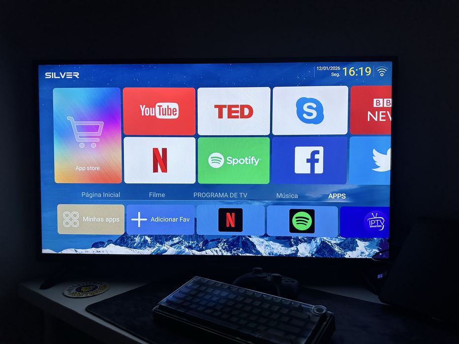 Smart TV 43" Silver Android - Estado de Nova (Impecável)