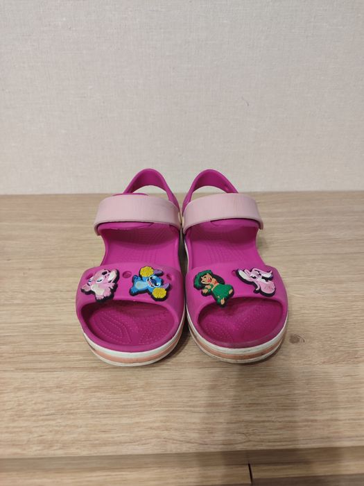 Босоніжки crocs для дівчинки