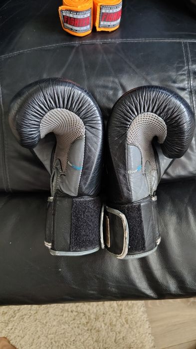 Боксерские перчатки Everlast 14 унций (Оригинал)