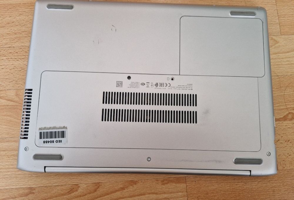 Робочий ноутбук intel  i5-8250U 4ядра 8потоків під відновлення ремонт запчастини
