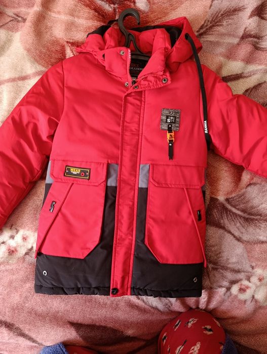 Продам зимову куртку