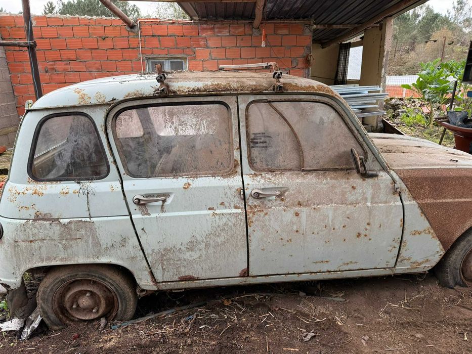 Vendo veículo RENAULT 4L ORIGINAL 1976