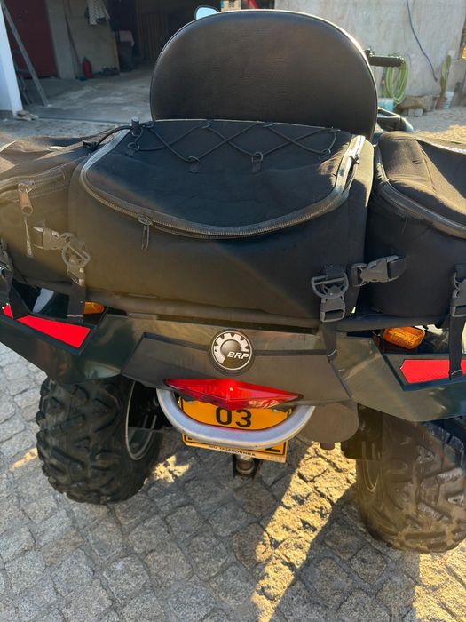 Vendo moto 4 can-am 400