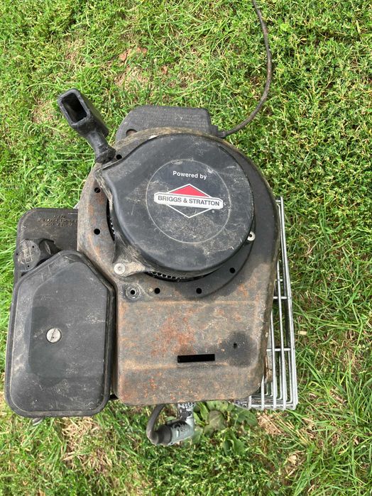 Silnik do kosiarki Briggs & Stratton, Sprawny, Odpala