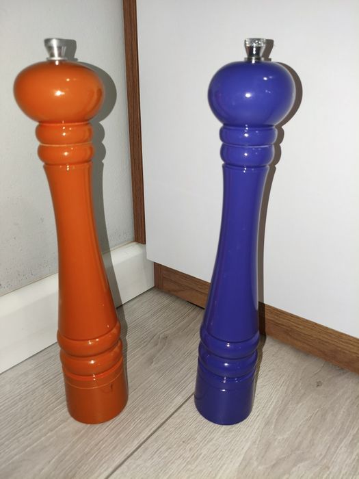 Zestaw 2 młynki : młynek do soli pieprzu ręczny