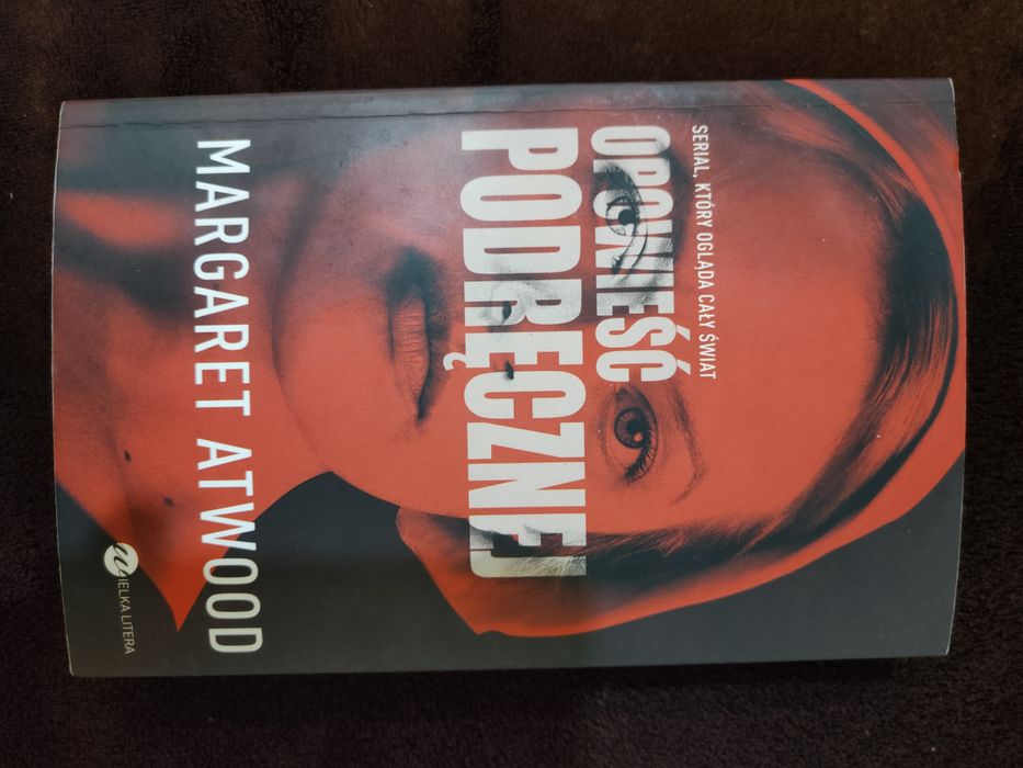 Książka "Opowieść podręcznej"