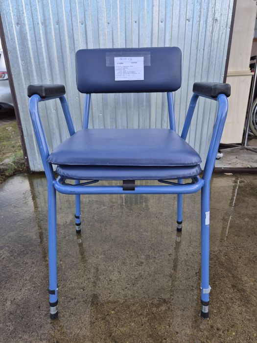 Krzesło toaletowo-prysznicowe