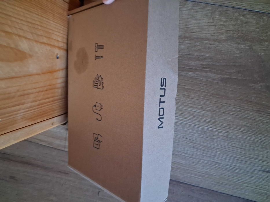 Hulajnogę elektryczną Motus scooty 10