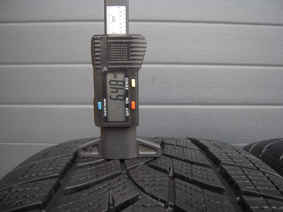 ! 2x Opony zimowe 225/55r18 102V GOODYEAR ULTRA GRIP SUV 20r ok 6.5mm