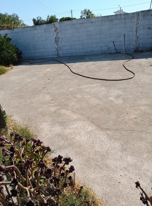Espaço para autocaravana ou caravana