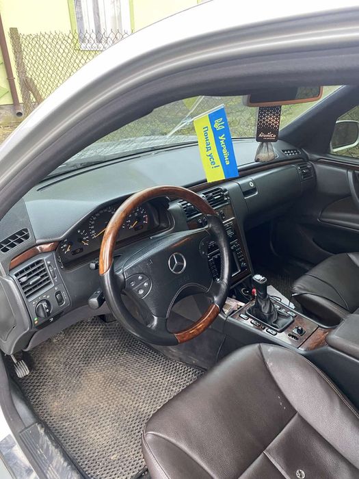 Mercedes Benz w 210 benzene