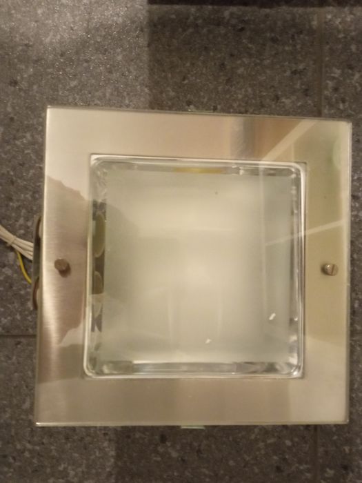 Ceiling-mounted spotlights424126616898775044