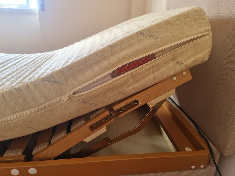 2 Soumiers com estrado articulado elétricos