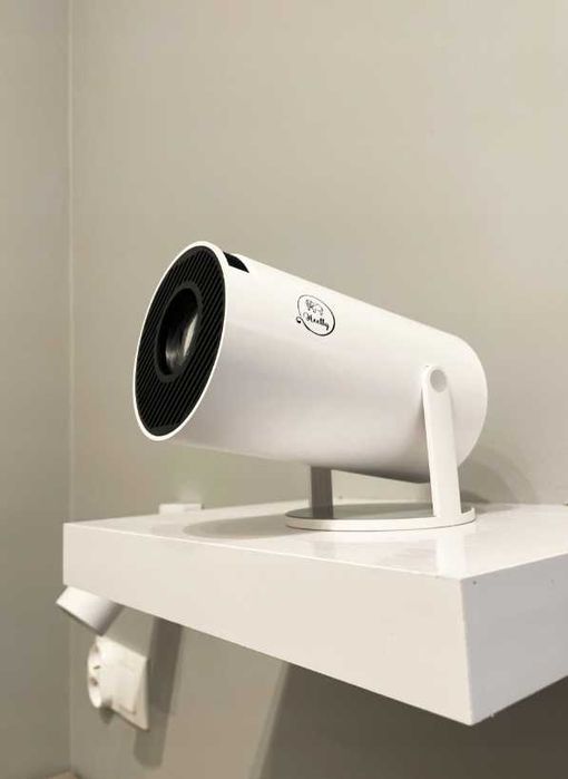 PROJEKTOR Rzutnik Android TV WiFi Przenośny 4K Smart Głośnik WYPRZEDAŻ