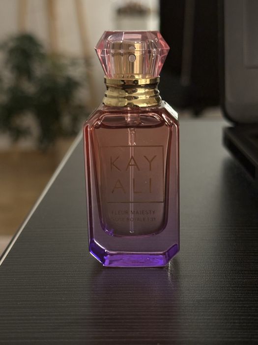 Kayali fleur majesty rose royale 31