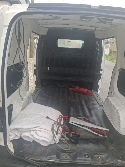 Vendo carrinha comercial