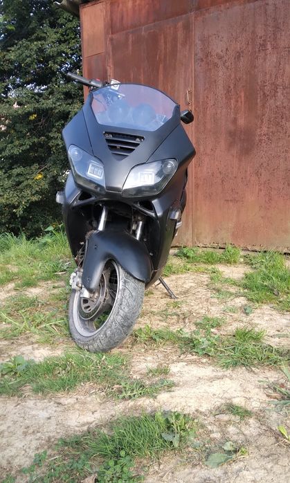 Продам 250 кубів