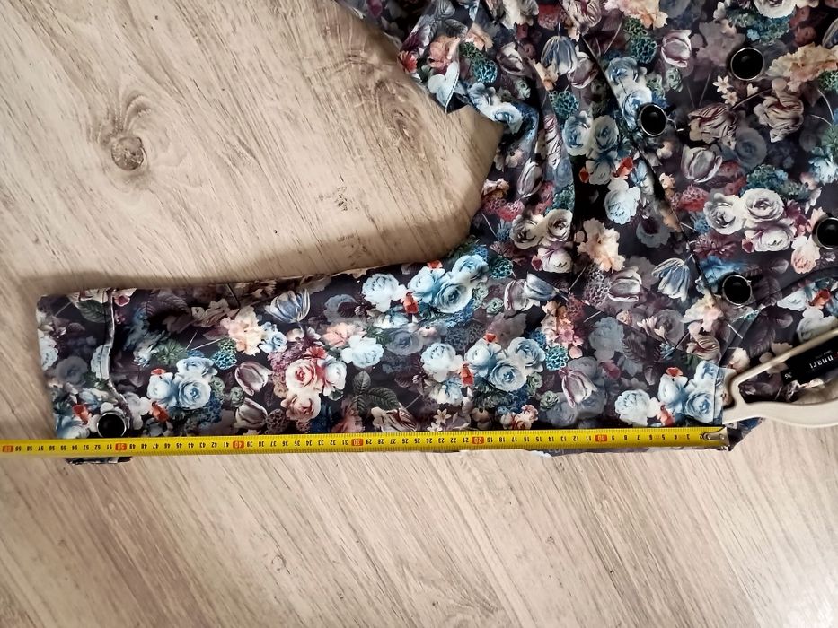 Wiosenny płaszcz Monnari r. 36