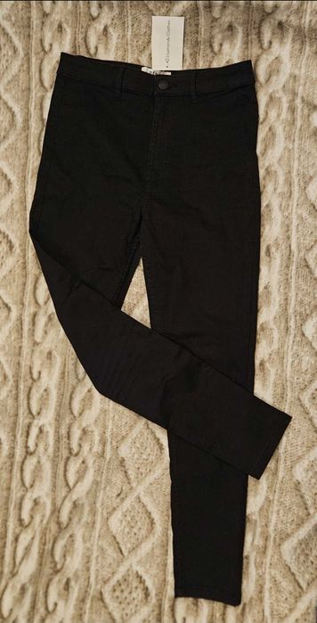 Czarne spodnie skinny NOWE Z METKĄ