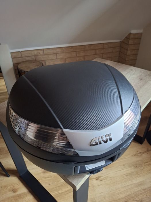 Kufer centralny givi v40 monokey