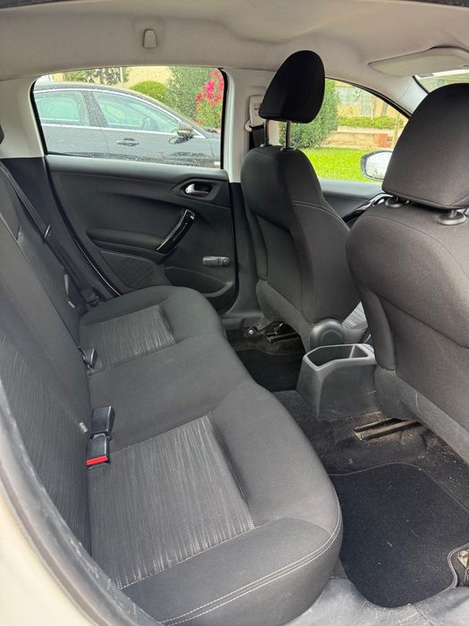 Peugeot 208 BlueHDi