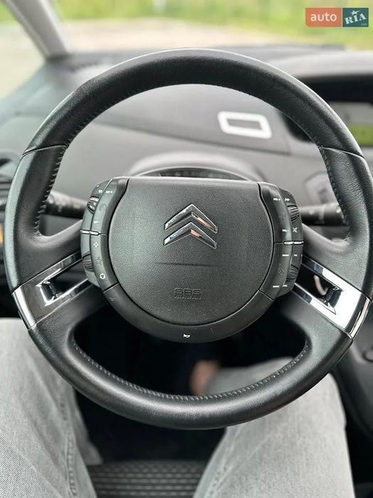 Продам автомобіль Citroen C4 Picasso 2009
