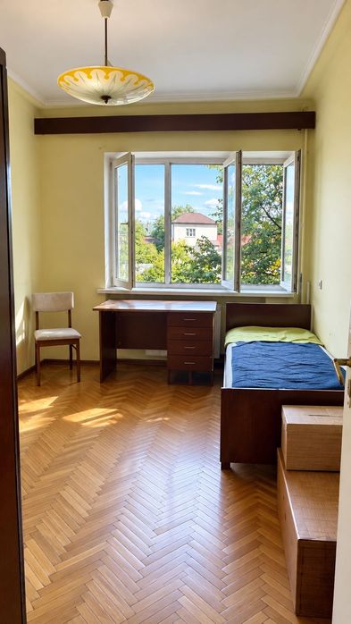 2-кімнатна квартира, 49.8 м², 3 поверх,  Дрогобич