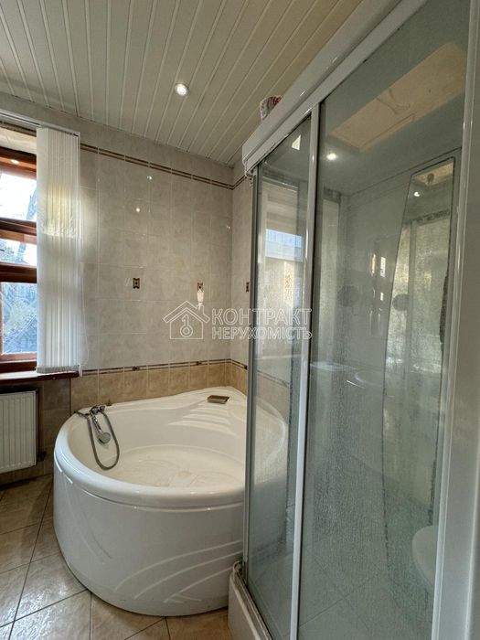 Продам 4к квартиру сталінка Центр Держпром Ромена Роллана єВідновлення