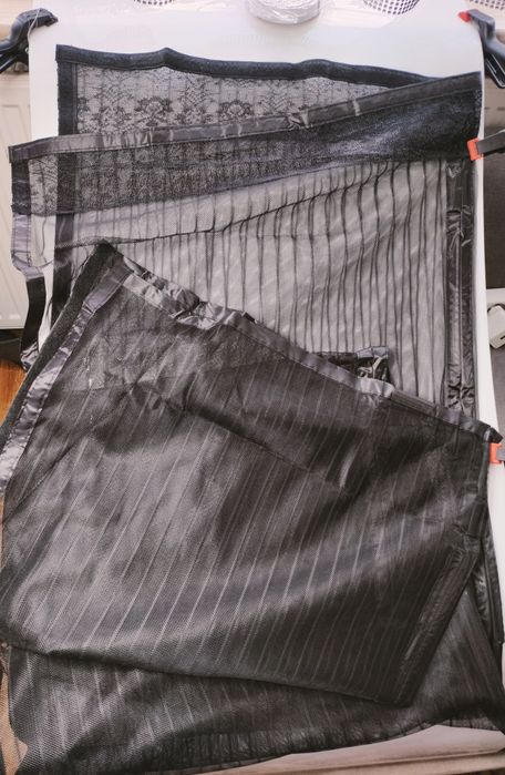 Magnetyczna moskitiera czarna 122x222cm. ozdobna koronka