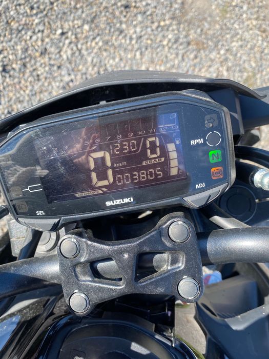 Motocykl SUZUKI GSX-S125