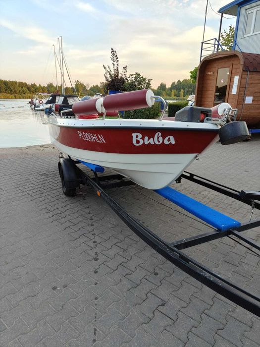 łódka motorowa rekreacyjno-wędkarska, silnik YAMAHA 30 KM