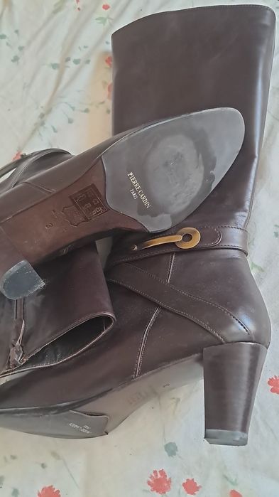 Sapatos entre 15€ a 20€ com possibilidade de negociação