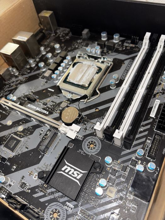 B250M bazooka + i7 7700 + chłodzenie silentium pc