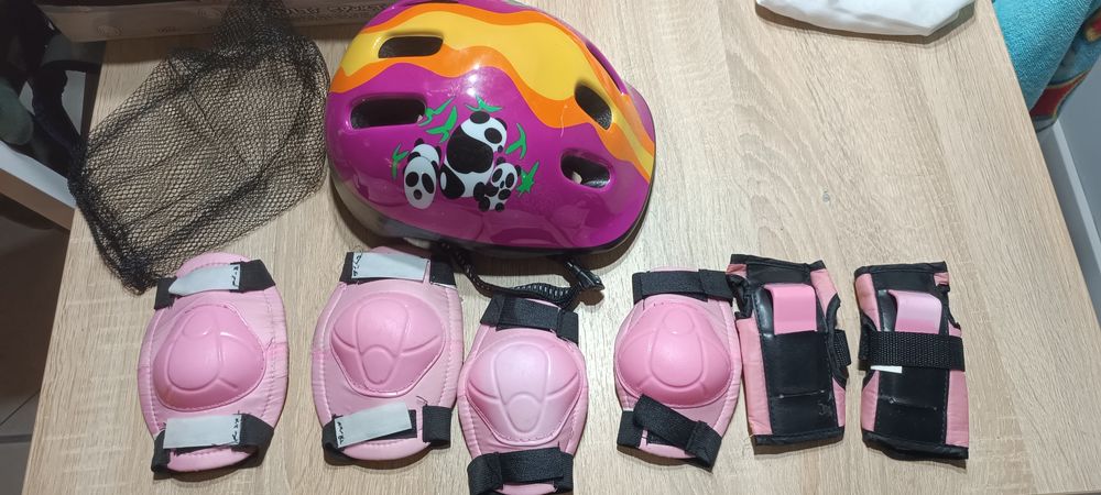 Kask + ochraniacze dla dziewczynki