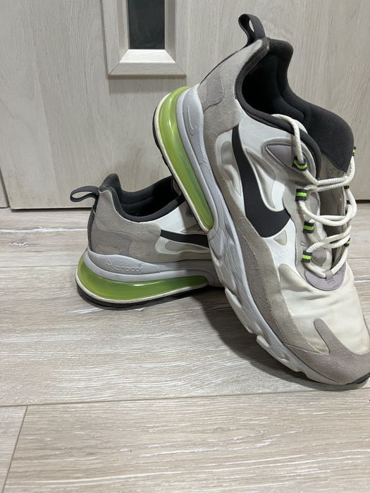 кросівки чоловічі Nike Air Max 270 React