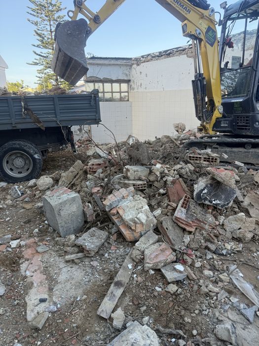 RECOLHA DE ENTULHOS *Chama Cavalcanti O Demolidor*