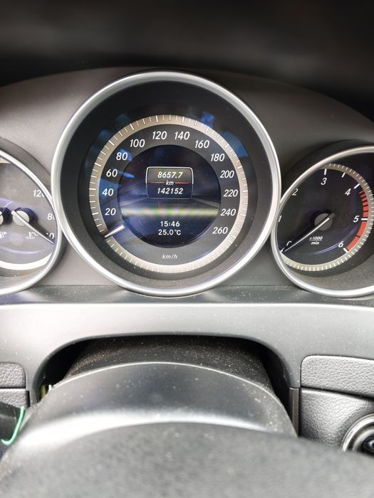 Carrinha Mercedes C180 CDI - 2012 / 142000Km