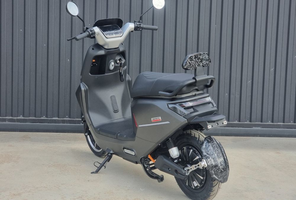 Новинка Елктроскутера SokMoto  E9 GT 29999W  72V28A Доставка безкоштов