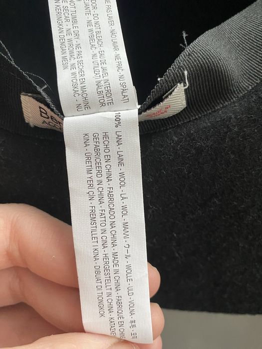 Шляпа Bershka