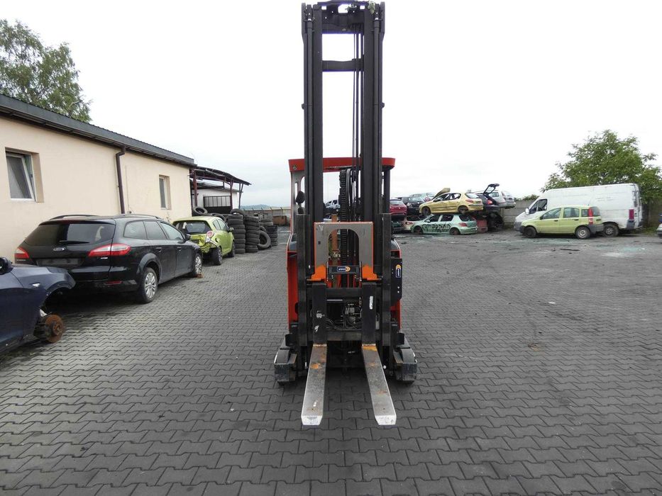 Wózek Widłowy Boczny MODEL BT BRE 160K