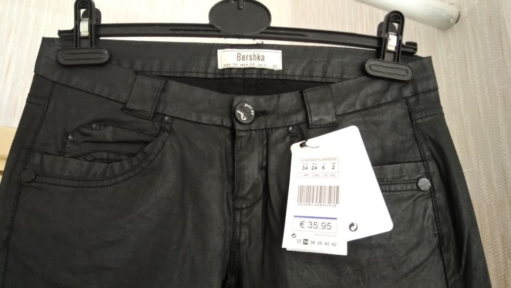 Джинси Bershka нові