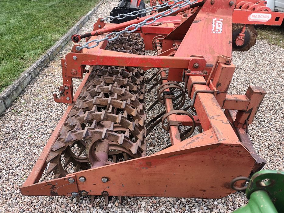 Agregat uprawowo-siewny 2,5m Brockmuller Wał Crosskill 550