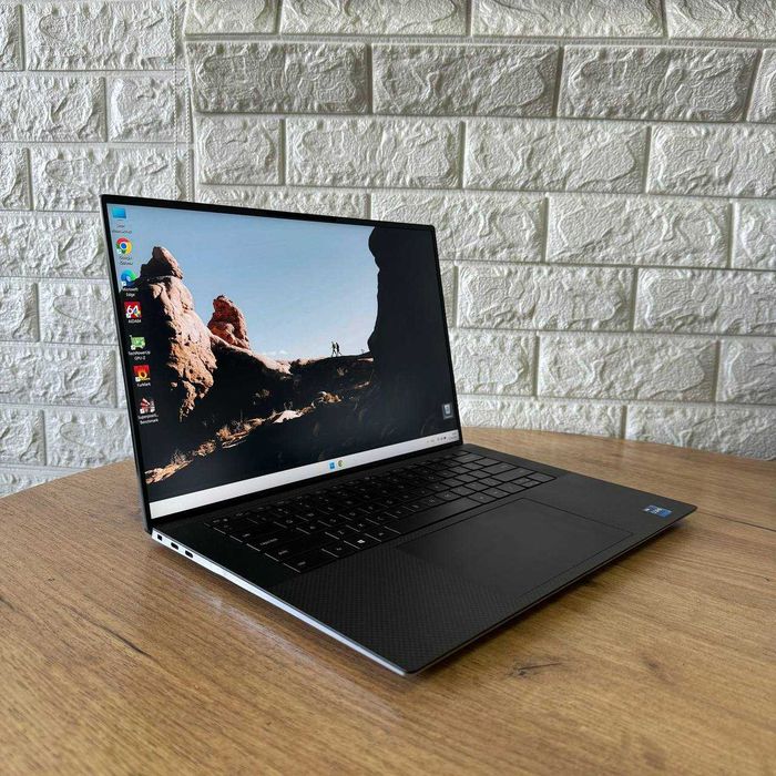 Dell Precision 5560 Ricondizionato – 15,6" I7 2.50GHz 16GB RAM 1TB SSD – Buone Condizioni