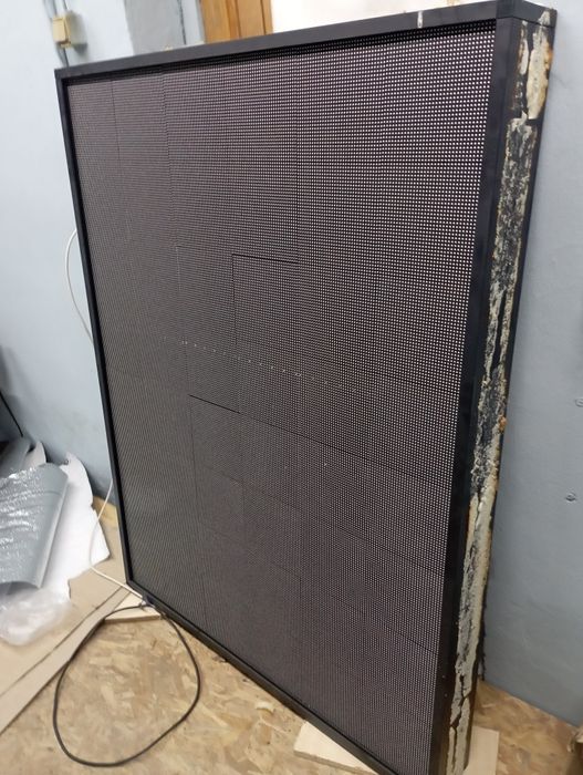 Рекламний світлодіодний екран.