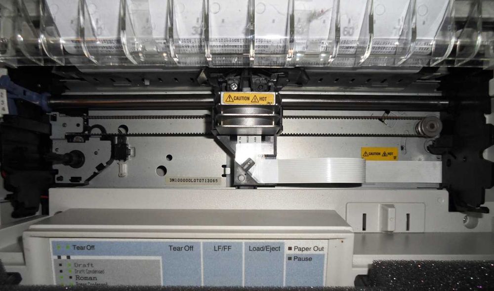 Принтер матричный Epson LX-300+II LPT USB как новый
