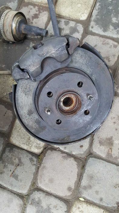 Передні тормозні диски барабан в зборі r13, r14 /ваз 21099,2110/