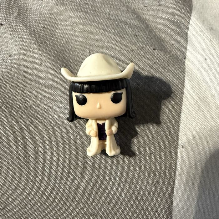 Kinder one piece Harry Potter stranger things