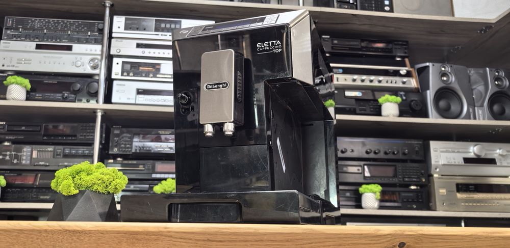 Кавова машина Delonghi Eletta Cappuccino Top