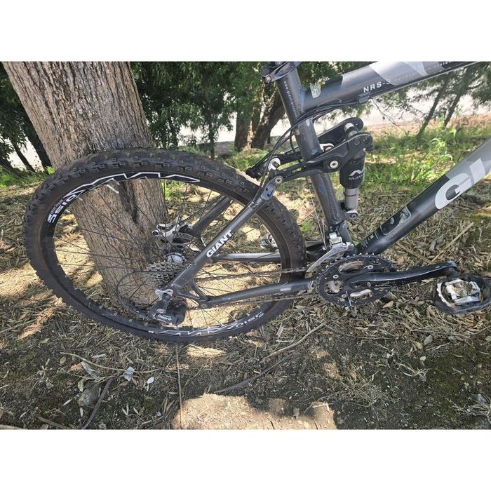 Btt giant m suspensao total